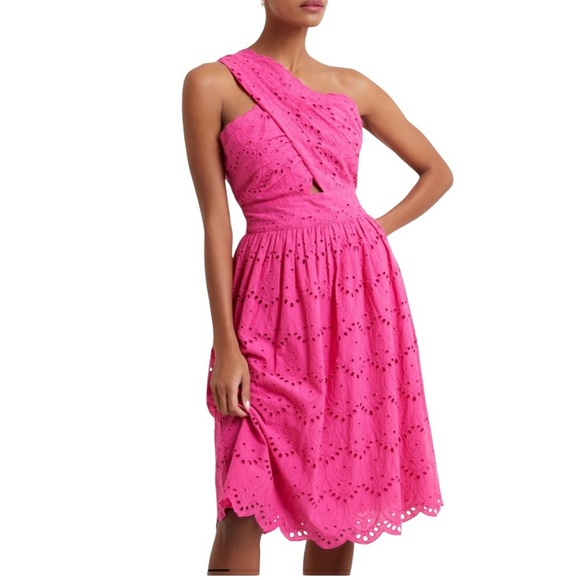 FRENCH CONNECTION
Appelona Cotton One Shoulder Eyelet Dress, Size 2, NWT - Picture 14 of 15